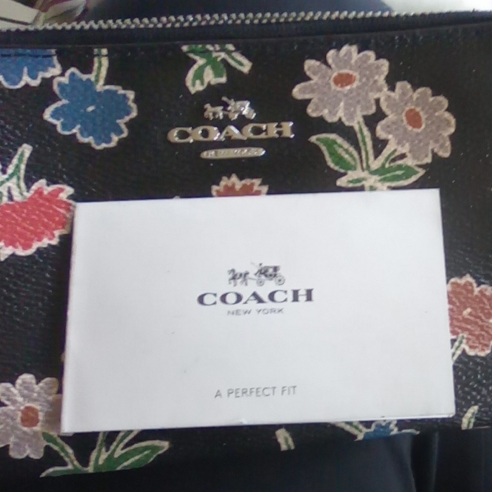 Wallet - Picture 4 of 4